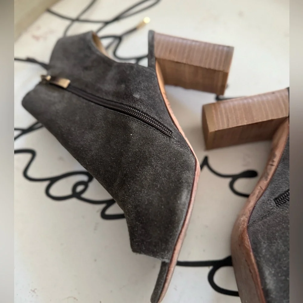Vaneli Grey Suede Open Toe Booties Lace Up Block Heel Cutout Ankle Heels Neutral